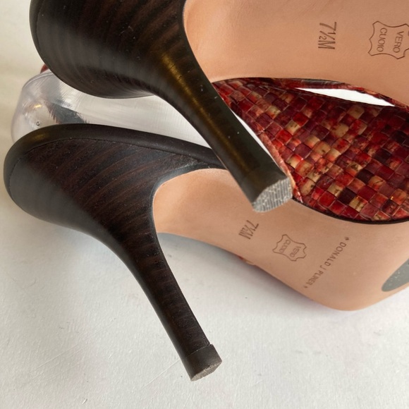 Donald J Pliner Red Burgundy Weaving Leather Point Toe Classic Heels size 7.5 - Picture 15 of 15